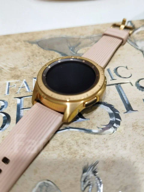 Samsung Galaxy Watch. GPS, NFC, IP67, IP68 ����