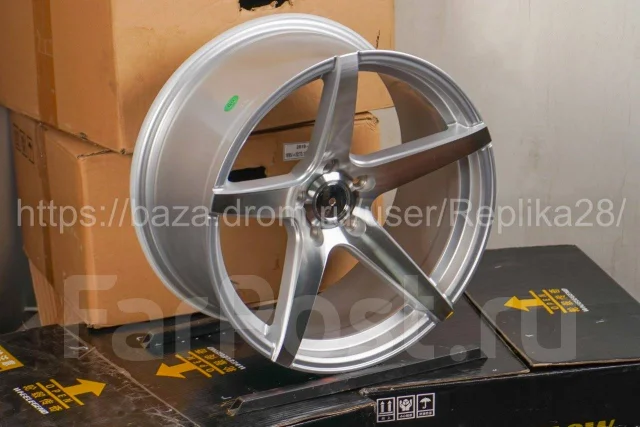 Vossen VPS-303. 9.0x19", 5x114.3, ET20, �� 73,1���. ����