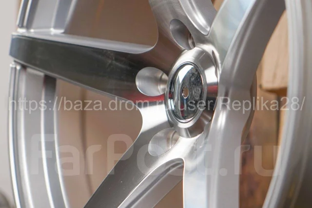 Vossen VPS-303. 9.0x19", 5x114.3, ET20, �� 73,1���. ����