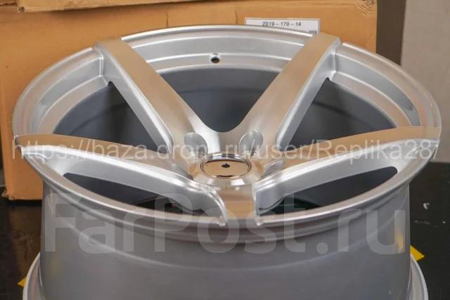 Vossen VPS-303. 9.0x19", 5x114.3, ET20, �� 73,1���. ����