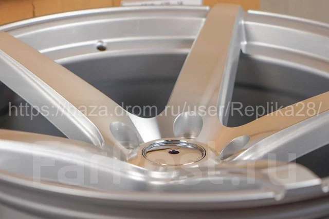 Vossen VPS-303. 9.0x19", 5x114.3, ET20, �� 73,1���. ����