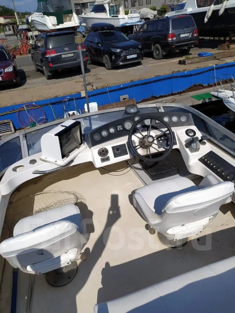 Searay. 1992 ���, ����� 10��., ��������� ������������, 400��.�., ������ ����