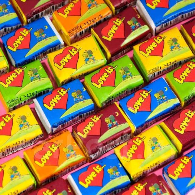 Жвачка Love is ассорти,50 шт блок - Продукты питания во Владивостоке