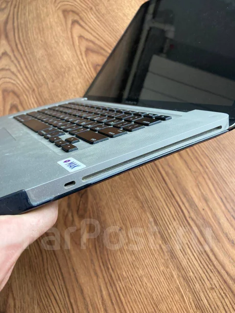 Apple MacBook Pro 15 2010 Mid. 15", 2,5����, ��� 4 ��, ���� 240���, WiFi: 1, Bluetooth: 1, ����������� �� 3��. ����
