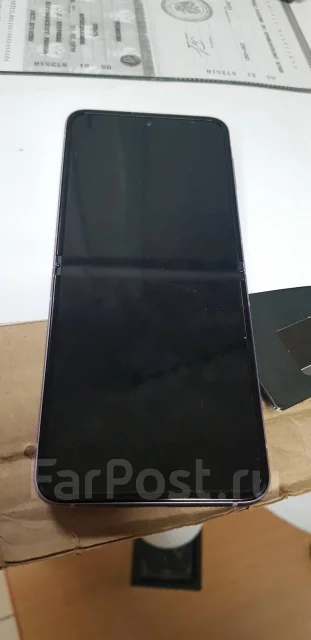 Samsung Galaxy Z Flip. �/�, ����������, 3G, 4G LTE, 5G, ����������, NFC ����