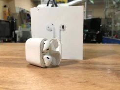 Apple AirPods ����