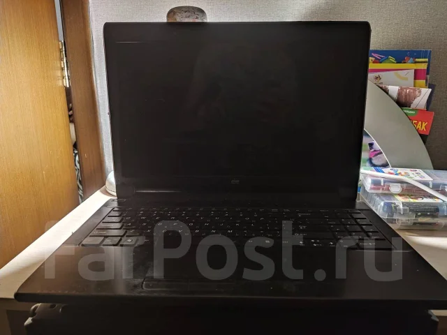 DNS Gamer. 15.6", 2,4����, ��� 8 ��, ���� 120���, WiFi: 1, ����������� �� 1��. ����