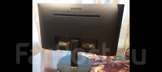Philips. 21.5", ���������� �� (LCD, LED, QLED) ����