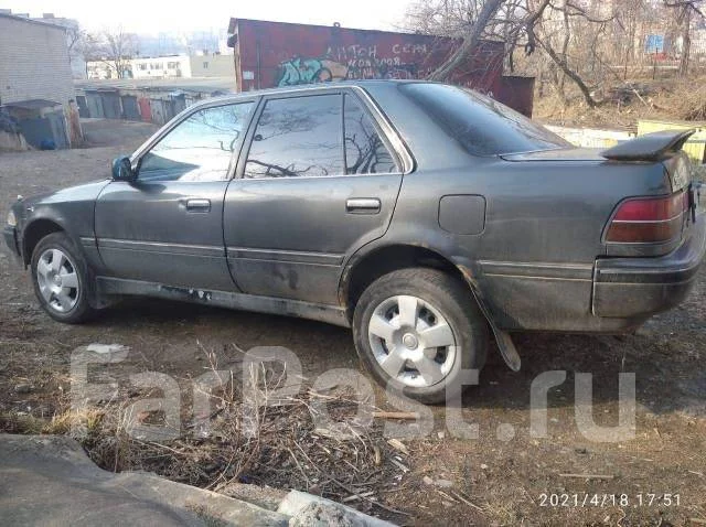 Toyota Corona. �������, ��������, 1.5 (100��.�.), ������, 300 000����. �� ����