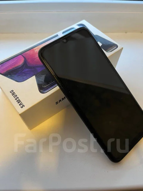 Samsung Galaxy A50. �/�, ������ ����