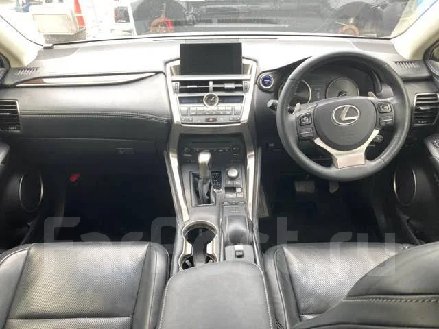 Lexus NX300h. AYZ1010013, 2AR2JM ����