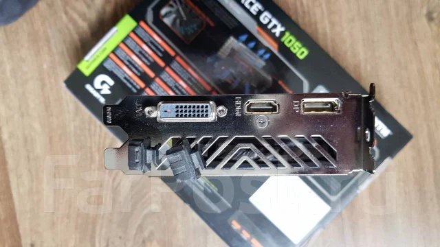 GeForce GTX 1050 ����