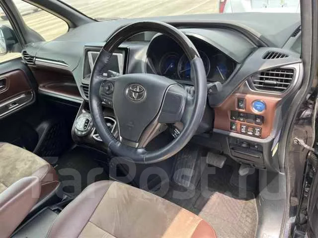 Toyota Esquire. ��������, ��������, 1.8 (99��.�.), ������, 46 000����. ��, �/�. ��� ����� �� ������������ ����