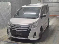 Toyota Noah. ��������, 4wd, 2.0, ������, 63����. ��, �/�. ��� ����� �� ������������ ����