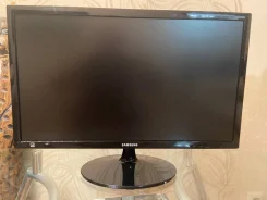 Samsung. 24", ���������� �� (LCD, LED, QLED) ����