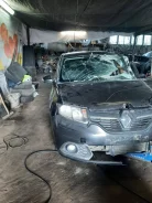 Renault Sandero. K7M812 ����