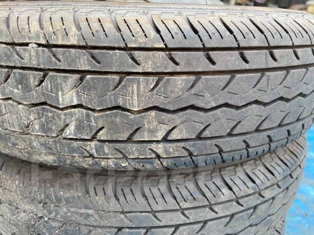 Комплект летних колес на железных дисках 145 R12 LT. Q110 Yokohama Job ...
