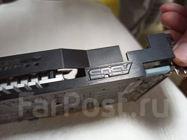 Radeon HD 7850 ����