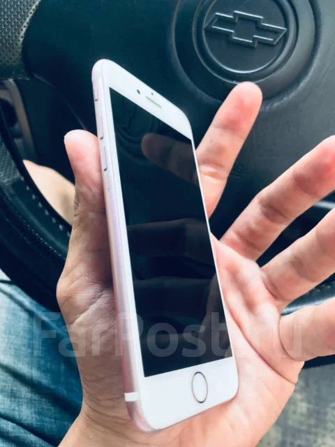 Apple iPhone 7. �/�, �������, 4G LTE ����