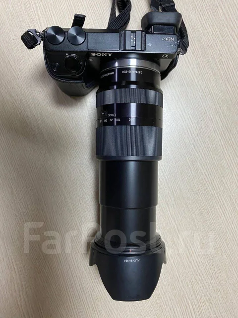Sony Alpha NEX-7 ����