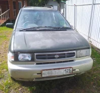 Nissan Prairie ����