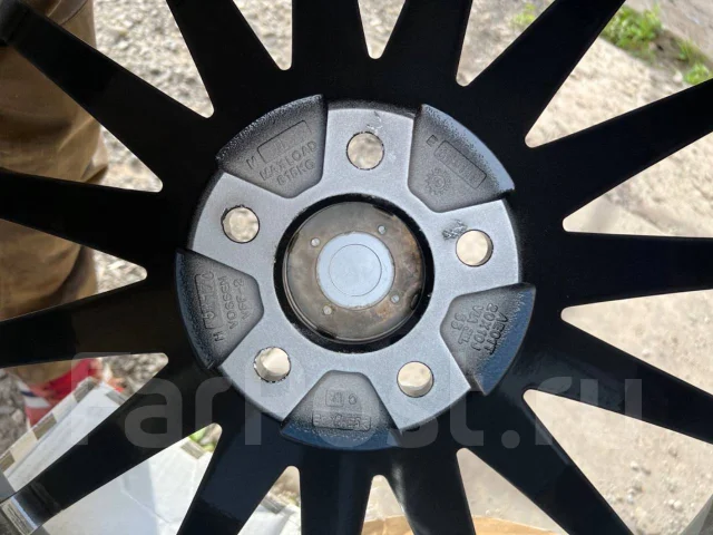 Vossen VFS-2. 10.0x20", 5x112, ET55, �� 66,6���. ����