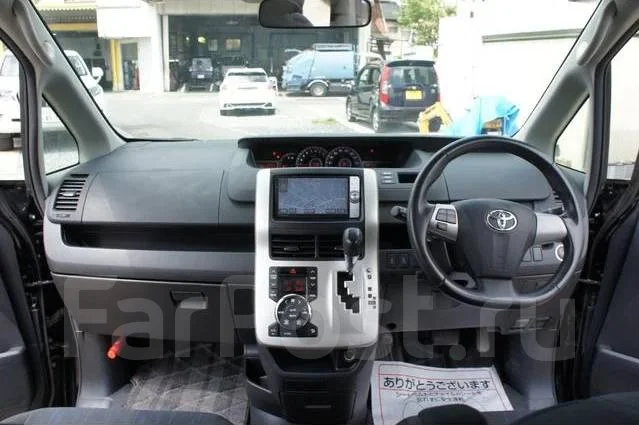 Toyota Voxy. ��������, ��������, 2.0, ������, 64����. ��, �/�. ��� ����� �� ������������ ����