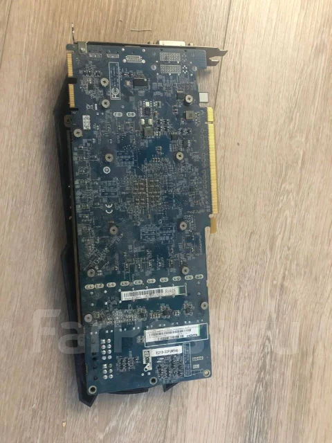 Radeon HD 7950 ����