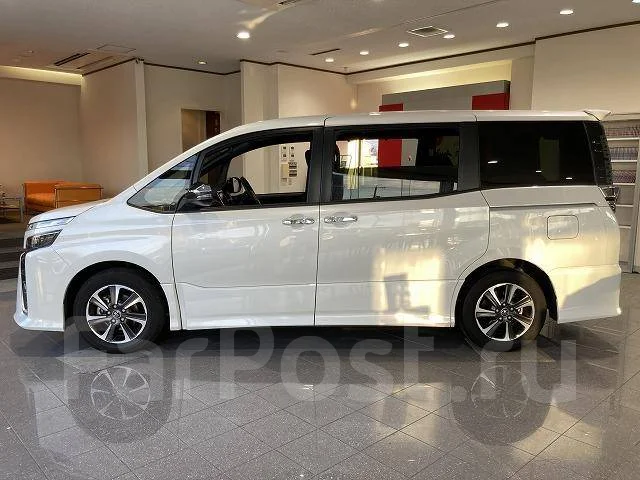 Toyota Voxy. ��������, ��������, 2.0, ������, 27����. ��, �/�. ��� ����� �� ������������ ����