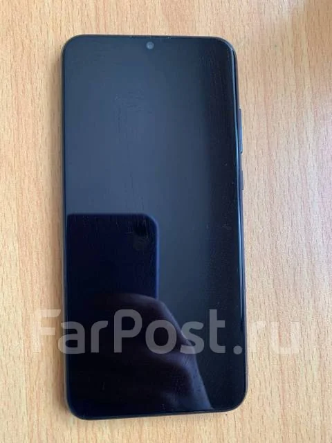 Honor 10i. �/�, ������, 3G, 4G LTE, Dual-SIM, NFC ����