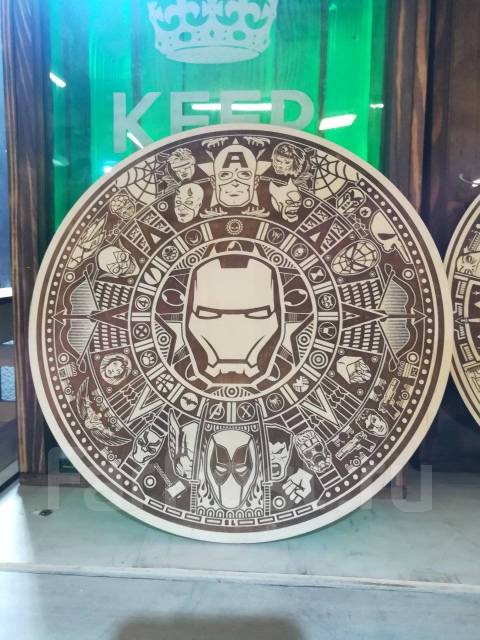 Изготовление табличек из дерева, пластика, оргстекла во Владивостоке