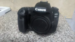 Canon EOS 90D Body ����