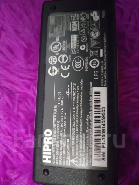 eMachines E442. 15.6", 2,3����, ��� 4 ��, ���� 250���, WiFi: 1, Bluetooth: 1, ����������� �� 1��. ����