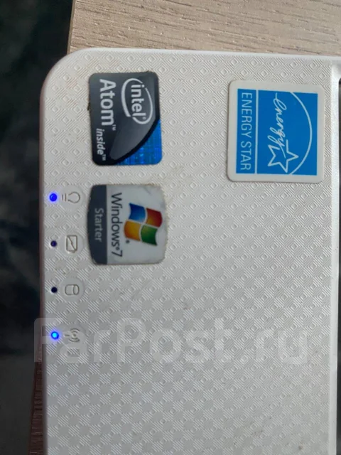 Asus Eee PC 1001PXD. WiFi: 1, Bluetooth: 1 ����