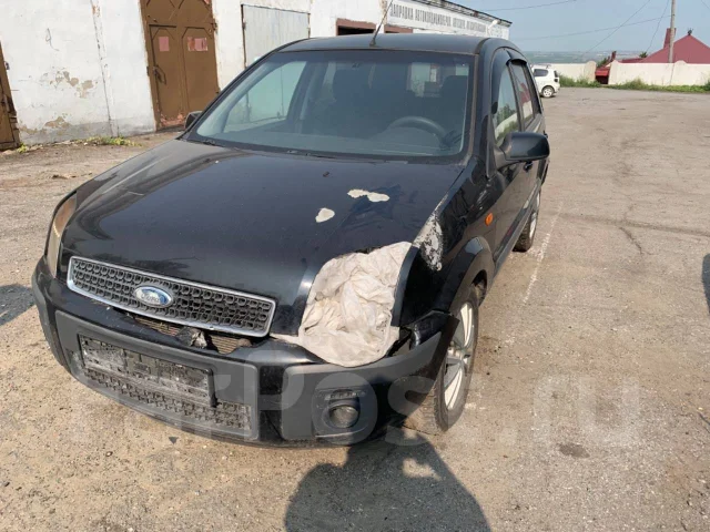 Ford Fusion ����