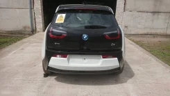 BMW i3 ����