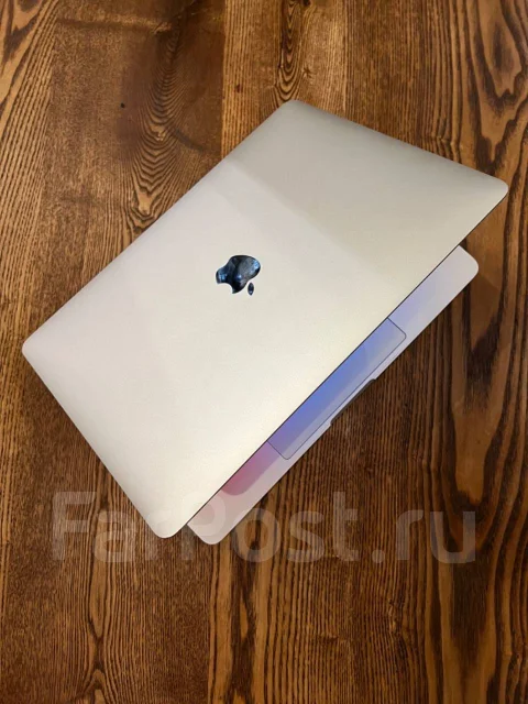 Apple MacBook Pro 13 2017 Mid. 13.3", 2,3����, ��� 8 ��, ���� 128���, WiFi: 1, Bluetooth: 1, ����������� �� 10��. ����