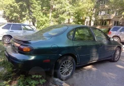 Ford Taurus. 1FALP52U3TG145671 ����
