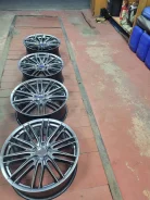 Vossen VFS-4. 8.5x20", 5x114.3, ET35, �� 73,1���. ����