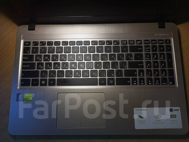 Asus VivoBook D540MB. 15.6", 2,7����, ��� 4 ��, ���� 500���, WiFi: 1, Bluetooth: 1, ����������� �� 9��. ����