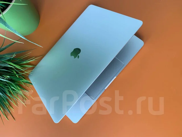 Apple MacBook Pro 13 2017 Mid. 13.3", 2,3����, ��� 8 ��, ���� 128���, WiFi: 1, Bluetooth: 1, ����������� �� 12��. ����