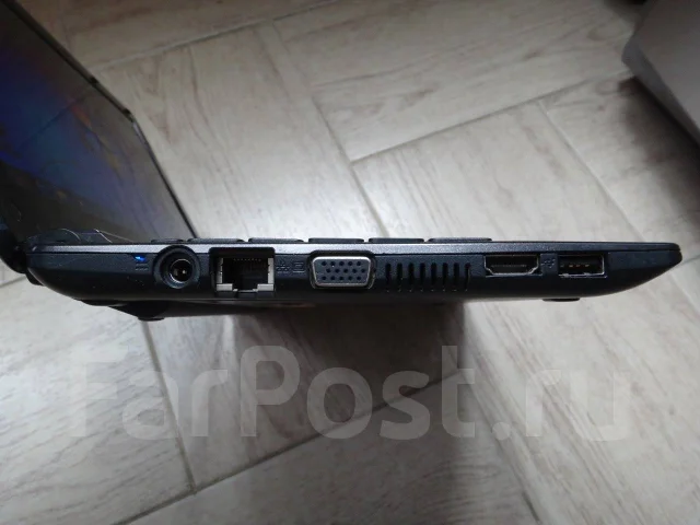Acer Aspire One D270. 10.1", 1,6����, ��� 2048 ��, ���� 160���, WiFi: 1, ����������� �� 1��. ����