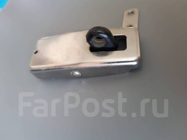 Замок для колпака запасного колеса, б/у, в наличии. Цена: 550₽ в Артеме