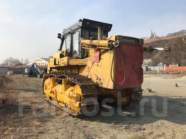 Аренда бульдозера Komatsu D355A во Владивостоке