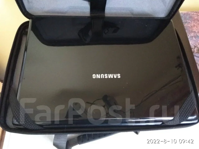 Samsung R410. 14", 2����, ��� 2048 ��, ���� 111���, WiFi: 1, ����������� �� 5��. ����