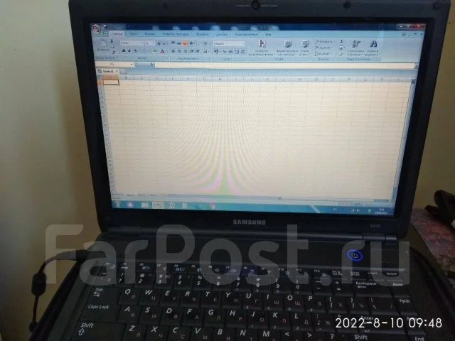 Samsung R410. 14", 2����, ��� 2048 ��, ���� 111���, WiFi: 1, ����������� �� 5��. ����