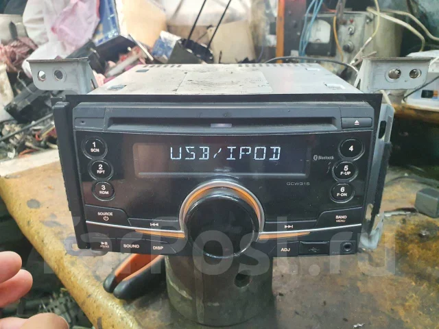 Clarion GCW315 ����