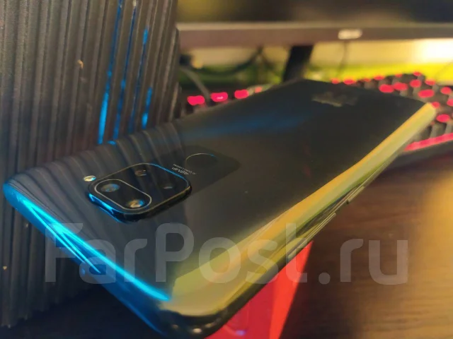 Xiaomi Redmi Note 9. �/�, �������, �����, �����, 3G, 4G LTE, Dual-SIM, NFC ����