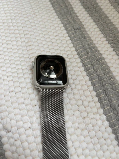 Apple Watch Series 5 Nike+ ����