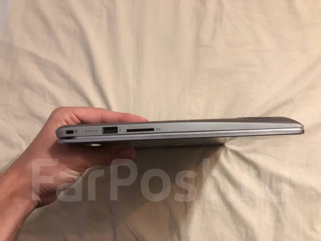 Acer Swift 3. 14", 2,2����, ��� 4 ��, ���� 1 000���, WiFi: 1, Bluetooth: 1, ����������� �� 12��. ����